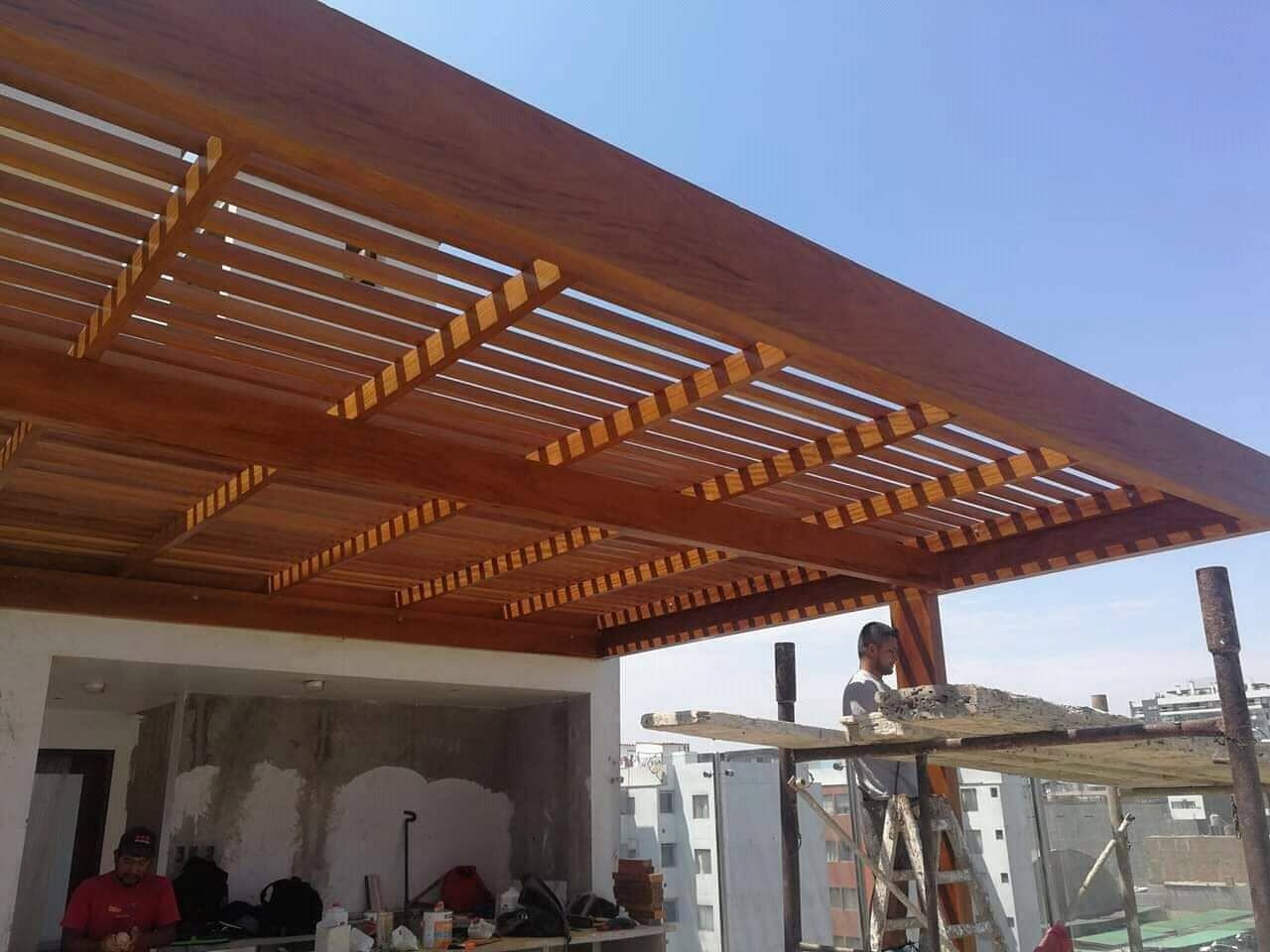 Techo sol y sombra en construcción sobre azotea